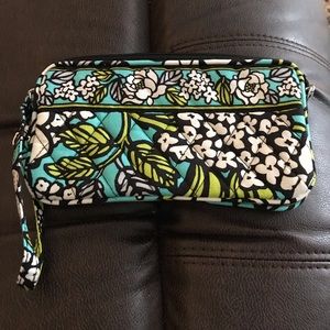 New Vera Bradley wallet wristlet